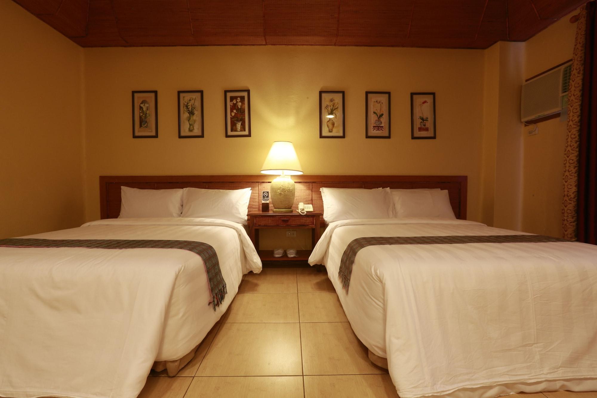 Java Hotel Laoag Eksteriør billede