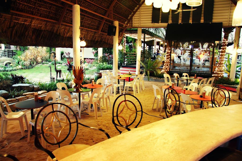 Java Hotel Laoag Eksteriør billede