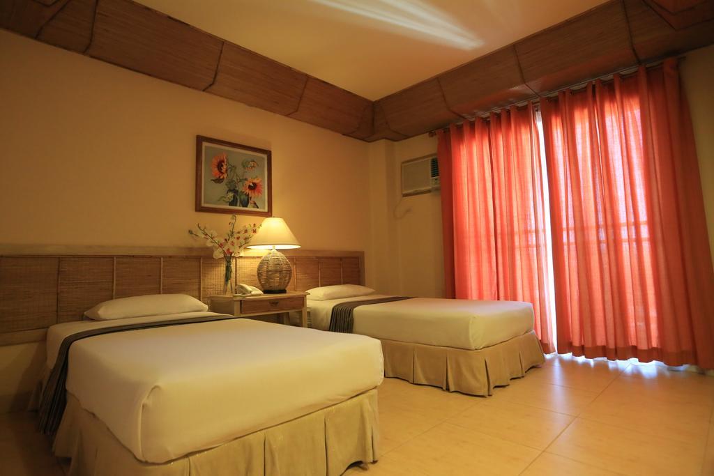 Java Hotel Laoag Eksteriør billede