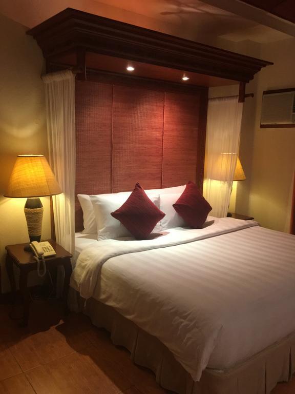 Java Hotel Laoag Eksteriør billede