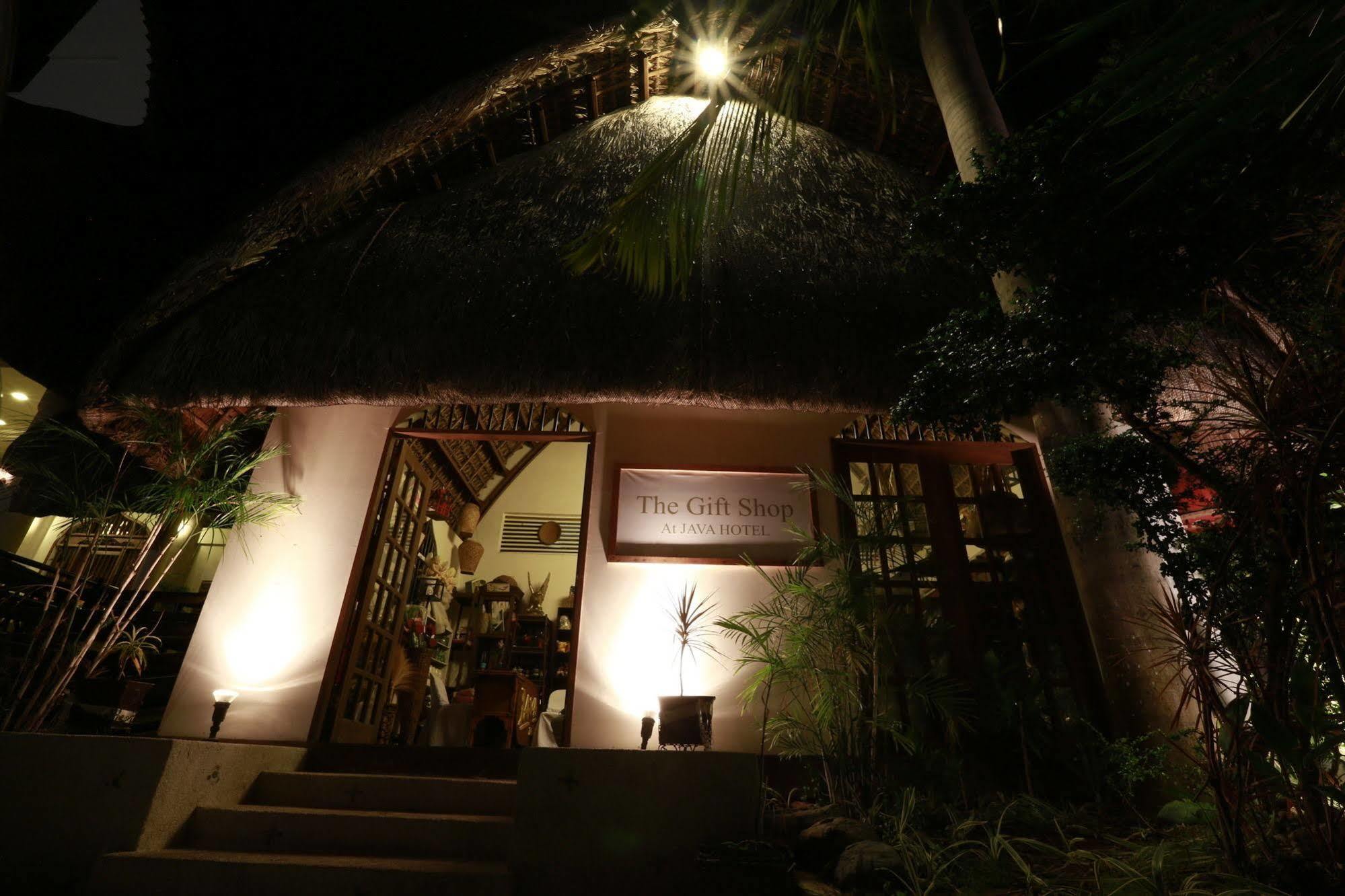 Java Hotel Laoag Eksteriør billede